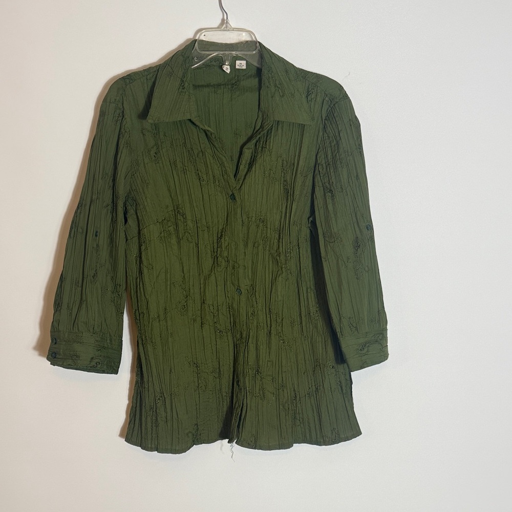 Elegant Forest Green Button-Down Shirt